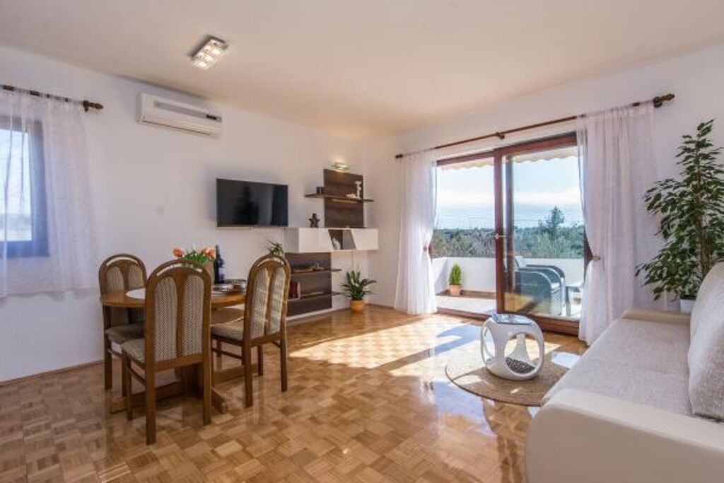 Image 3811479 - 4