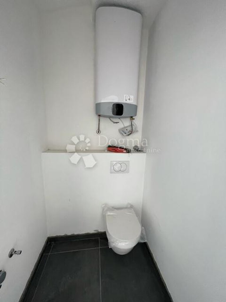 Image 15