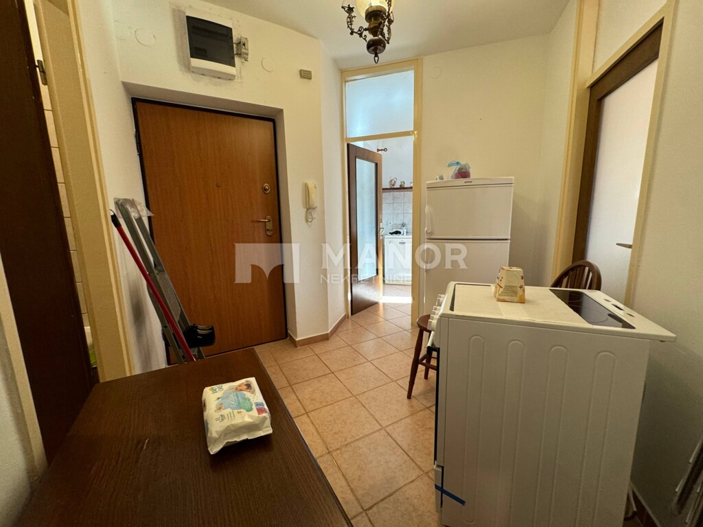 Image 12