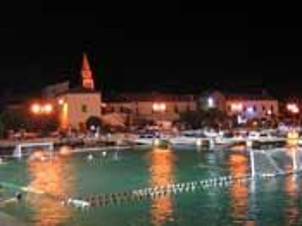 Image 3812851 - 5