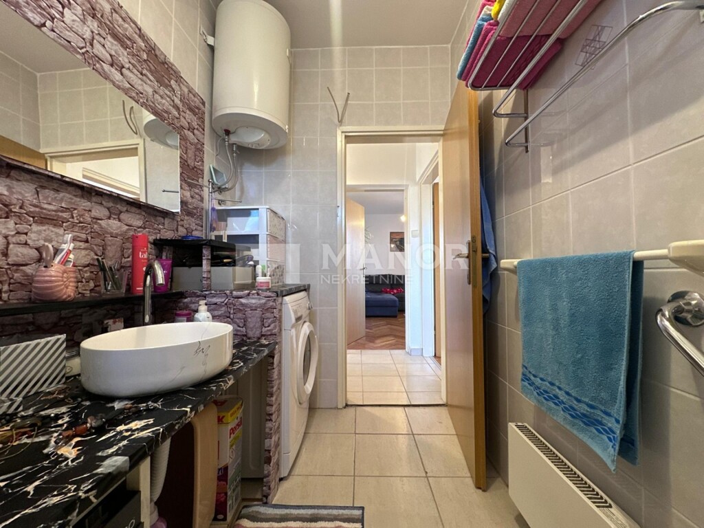 Image 12