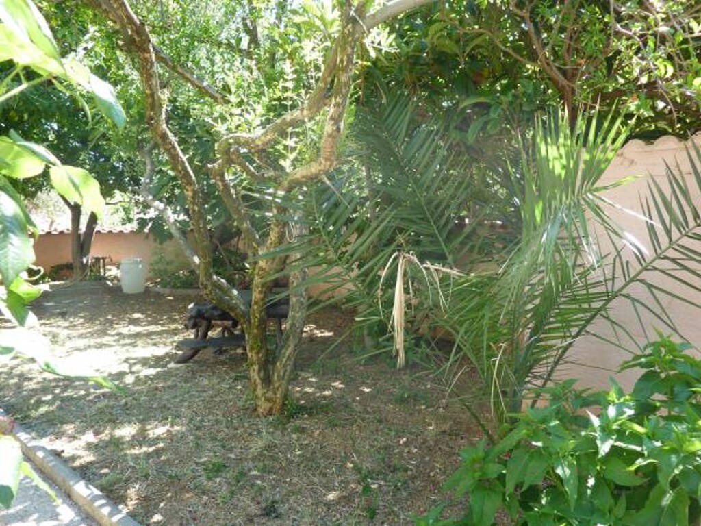 Image 3810572 - 4