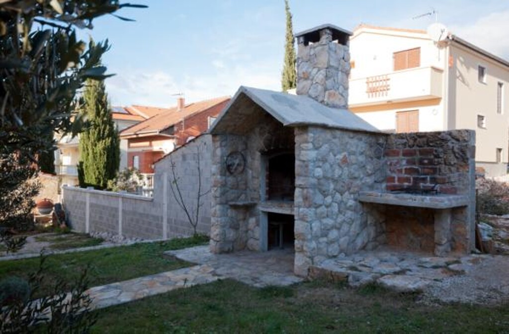 Image 3812233 - 5