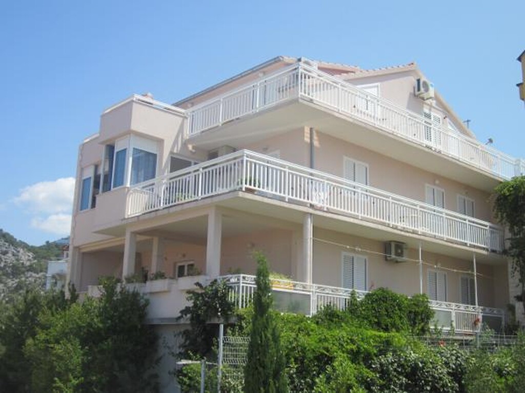 Image 3810900 - 1