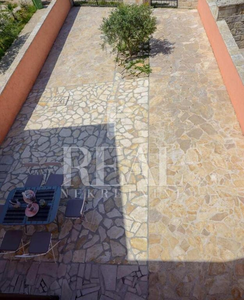Image 8