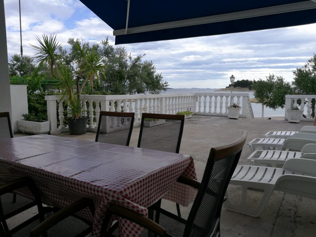 Image 3811859 - 4