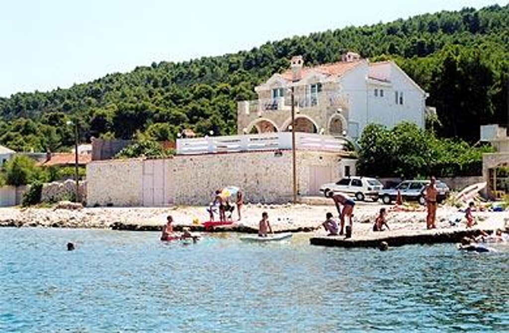 Image 3810546 - 3