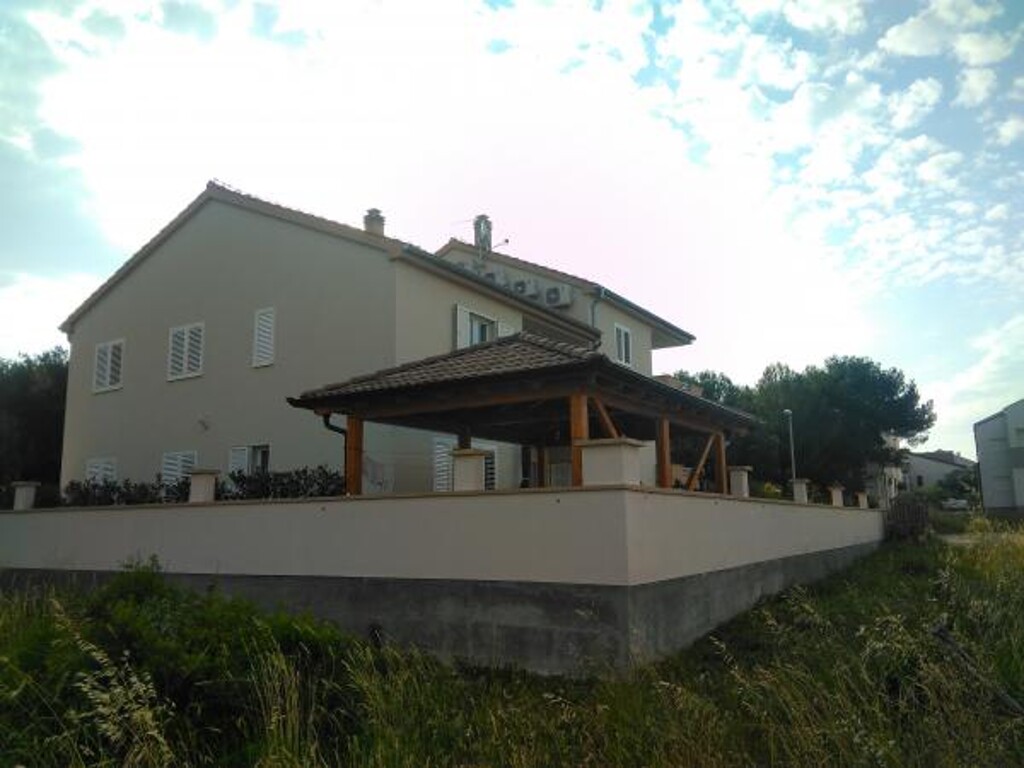 Image 3838969 - 23