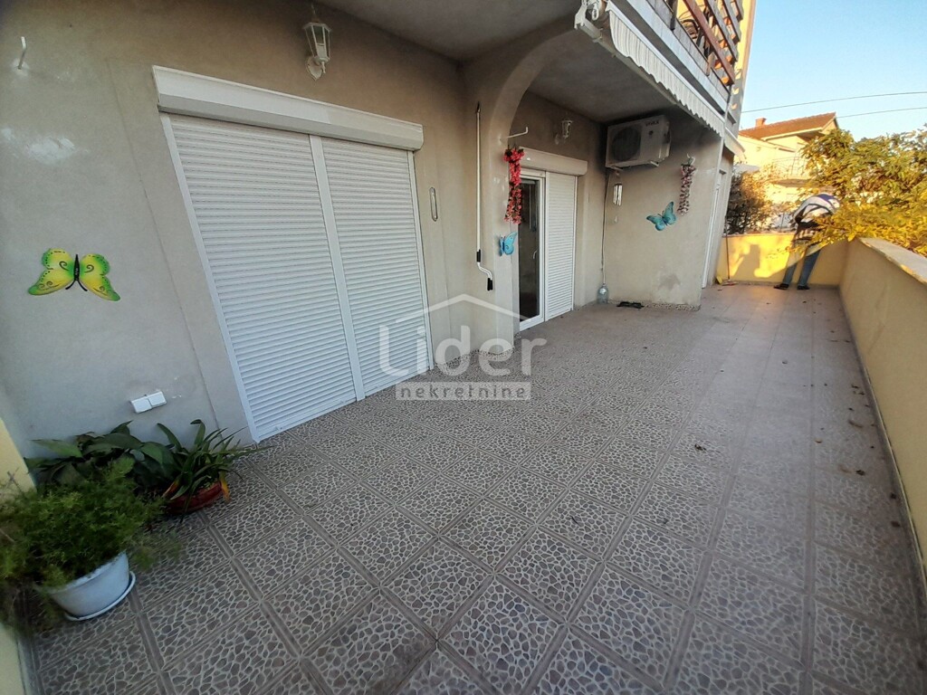 Image 6164698 - 17
