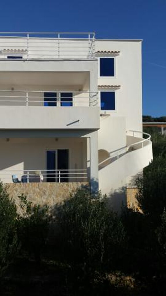 Image 3813276 - 5