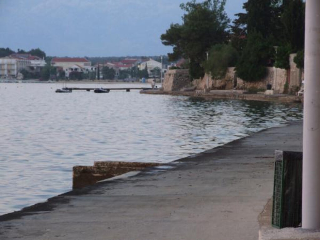 Image 3811360 - 6