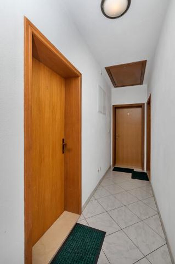 Image 3814561 - 6