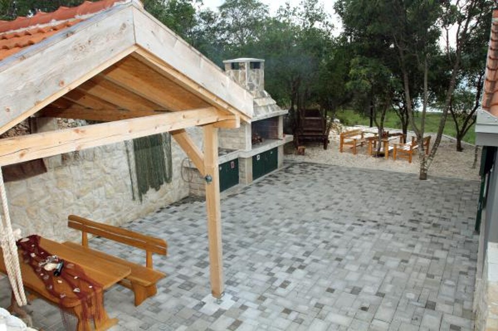 Image 3823623 - 23