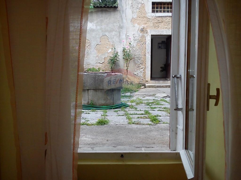 Image 5410825 - 11
