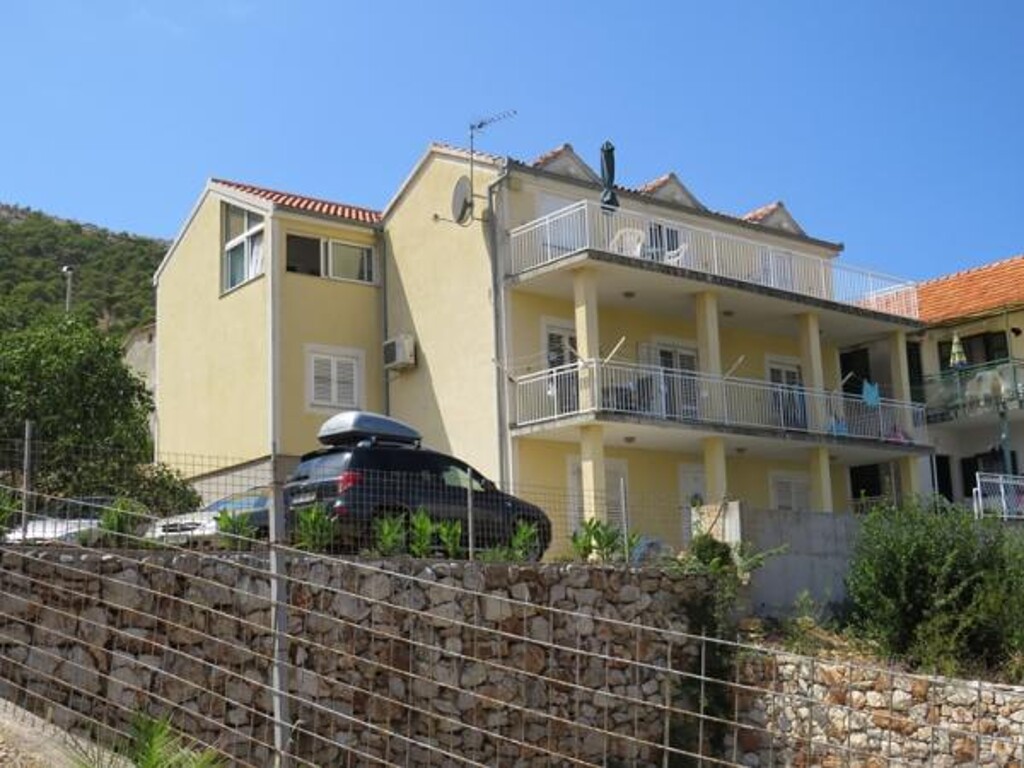 Image 3815090 - 1