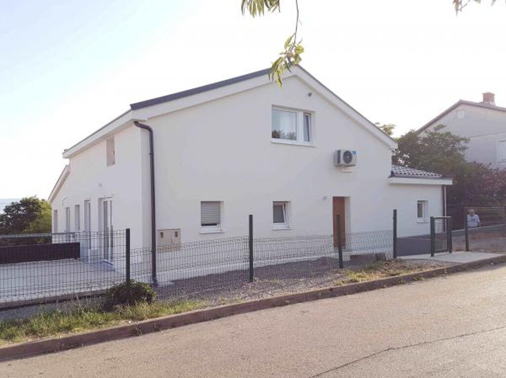 Image 3814321 - 8