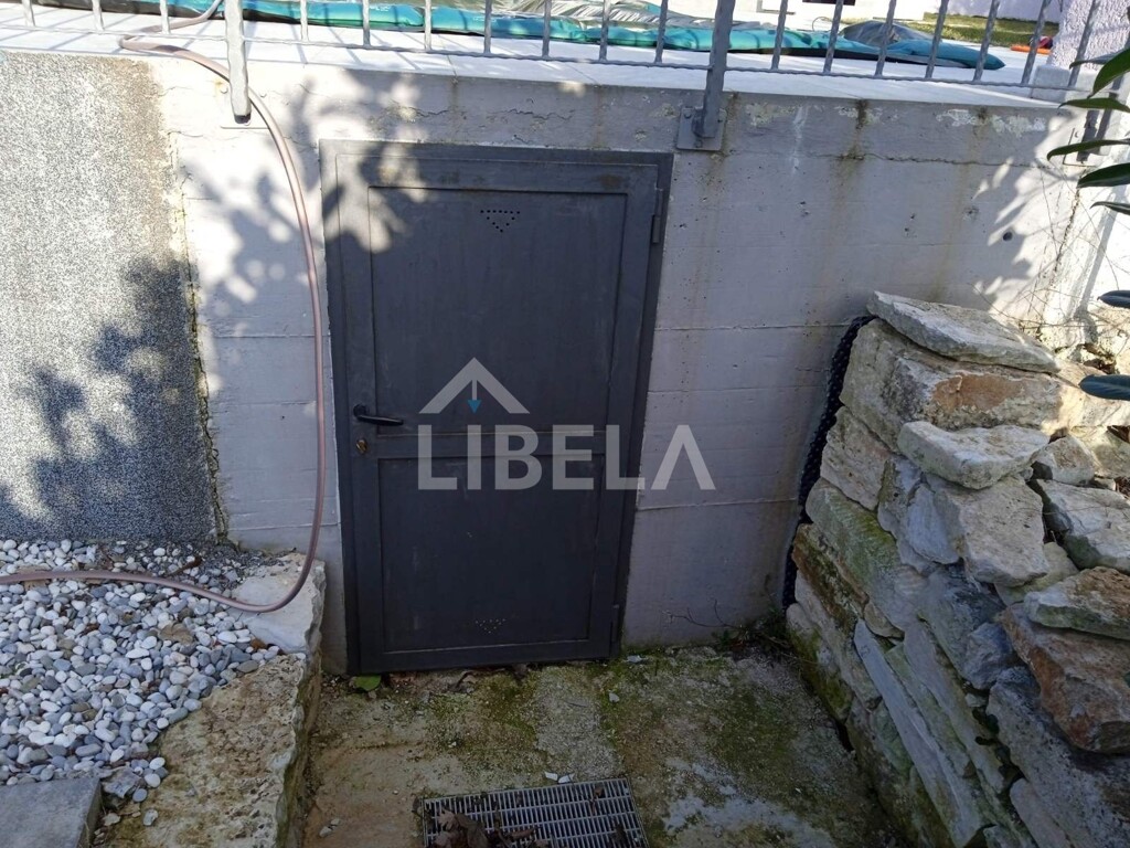 Image 9
