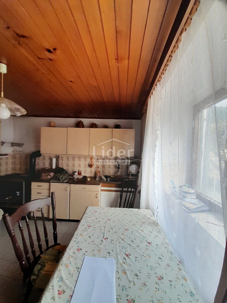 Image 6149824 - 6
