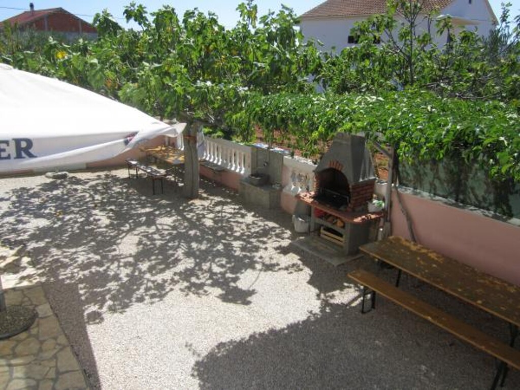 Image 3810699 - 17