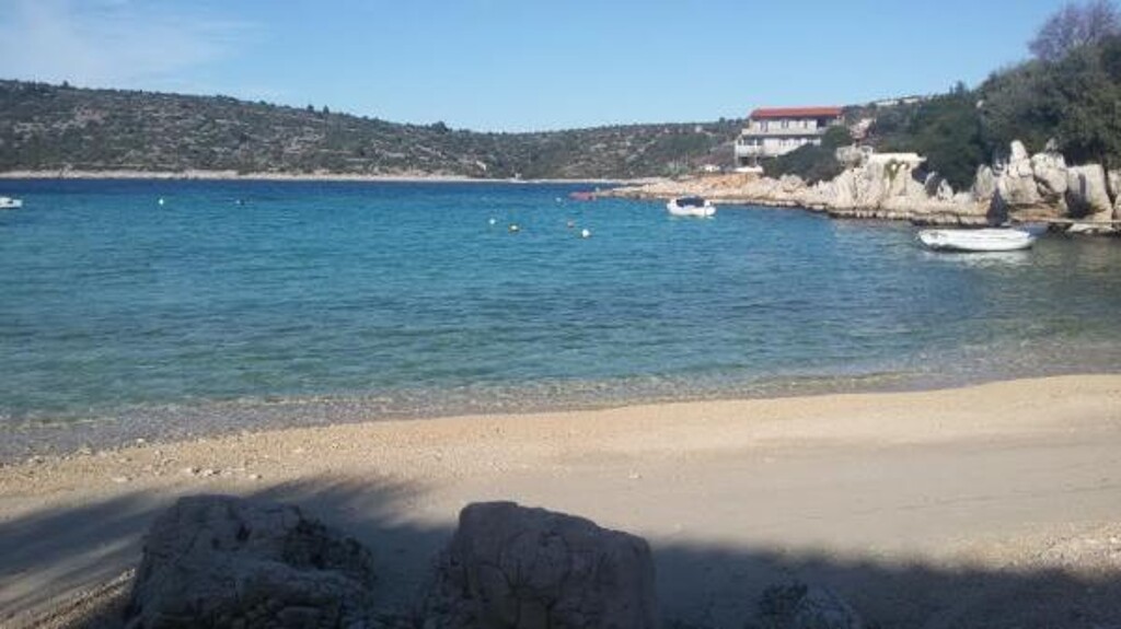 Image 3838904 - 4