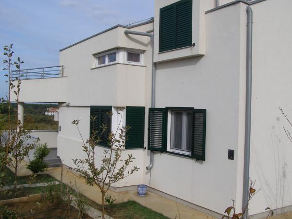 Image 3815220 - 8