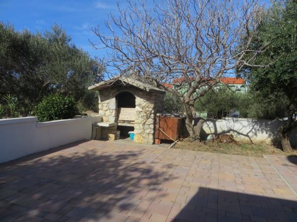 Image 3838707 - 7