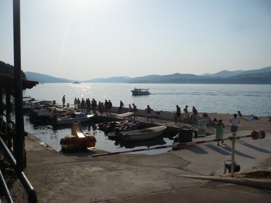 Image 3813304 - 14