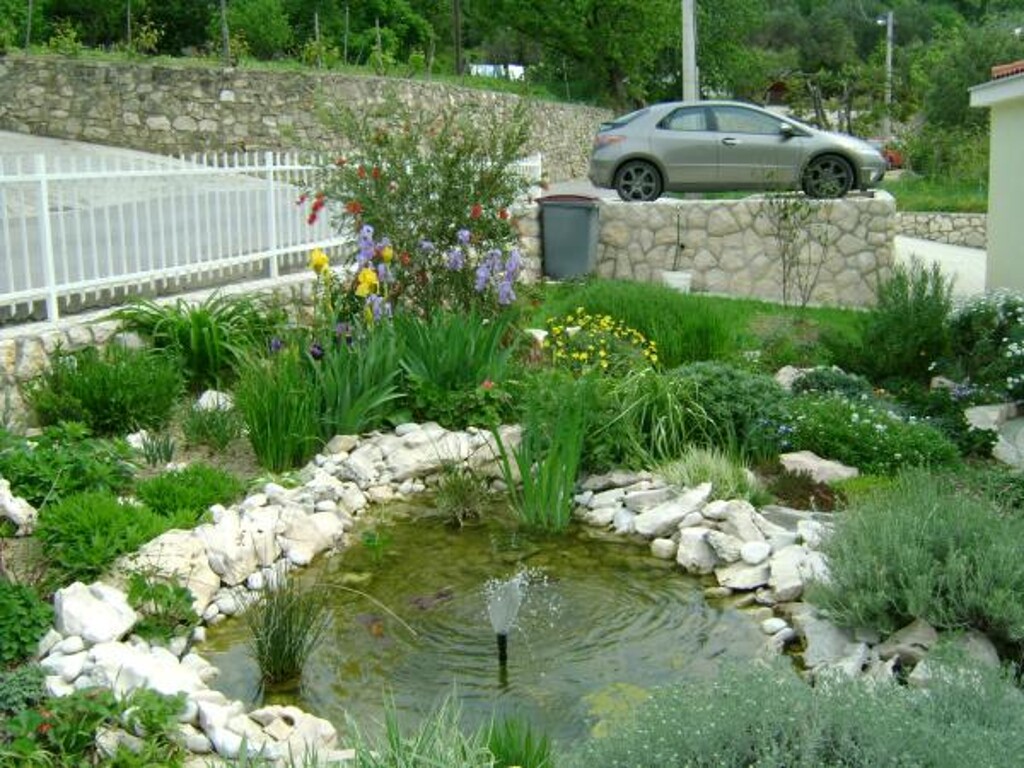 Image 3838734 - 5