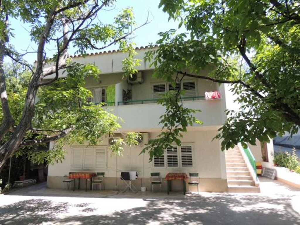Image 3811815 - 24