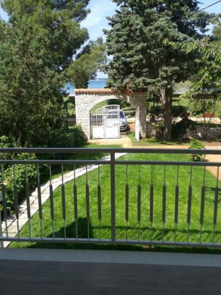 Image 3810856 - 5