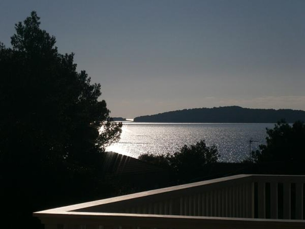 Image 3811927 - 3