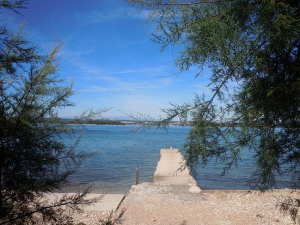 Image 3812516 - 3