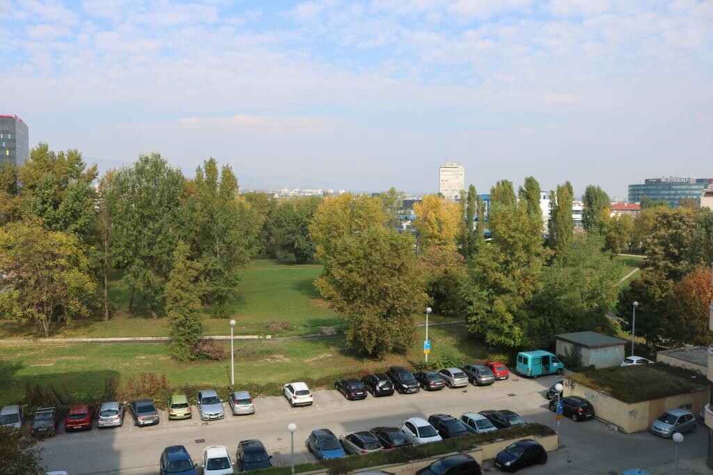 Image 3813751 - 7