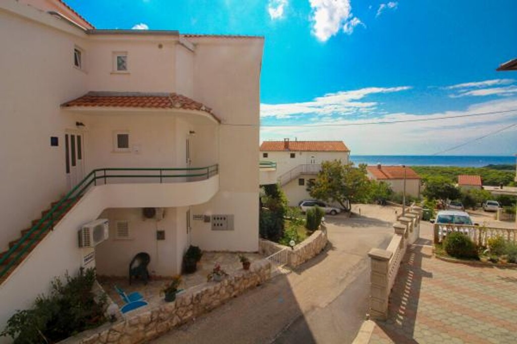 Image 3815171 - 3