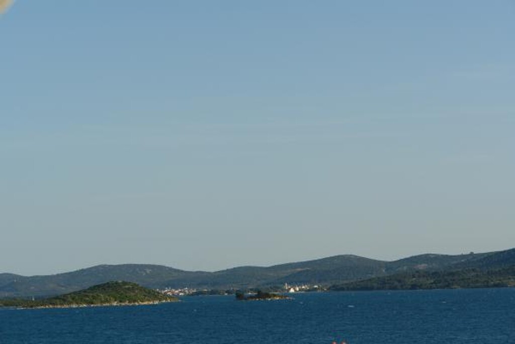 Image 3810834 - 4