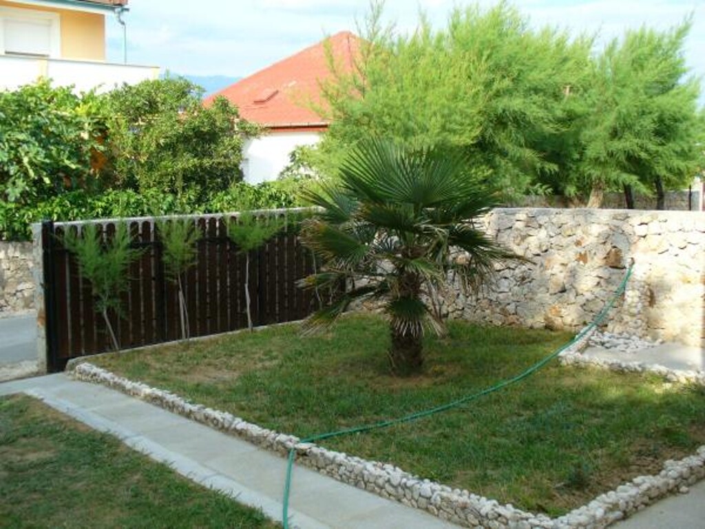 Image 3811777 - 6