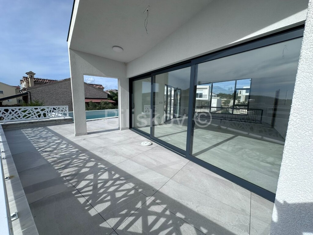 Image 6164847 - 6
