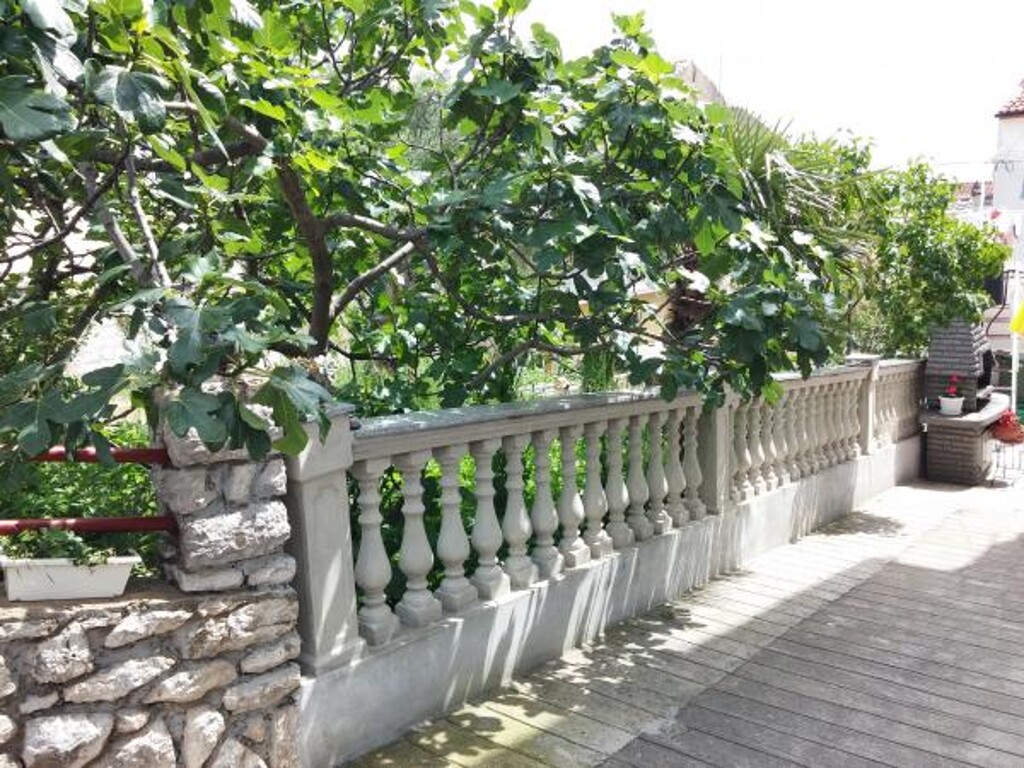 Image 3814047 - 1