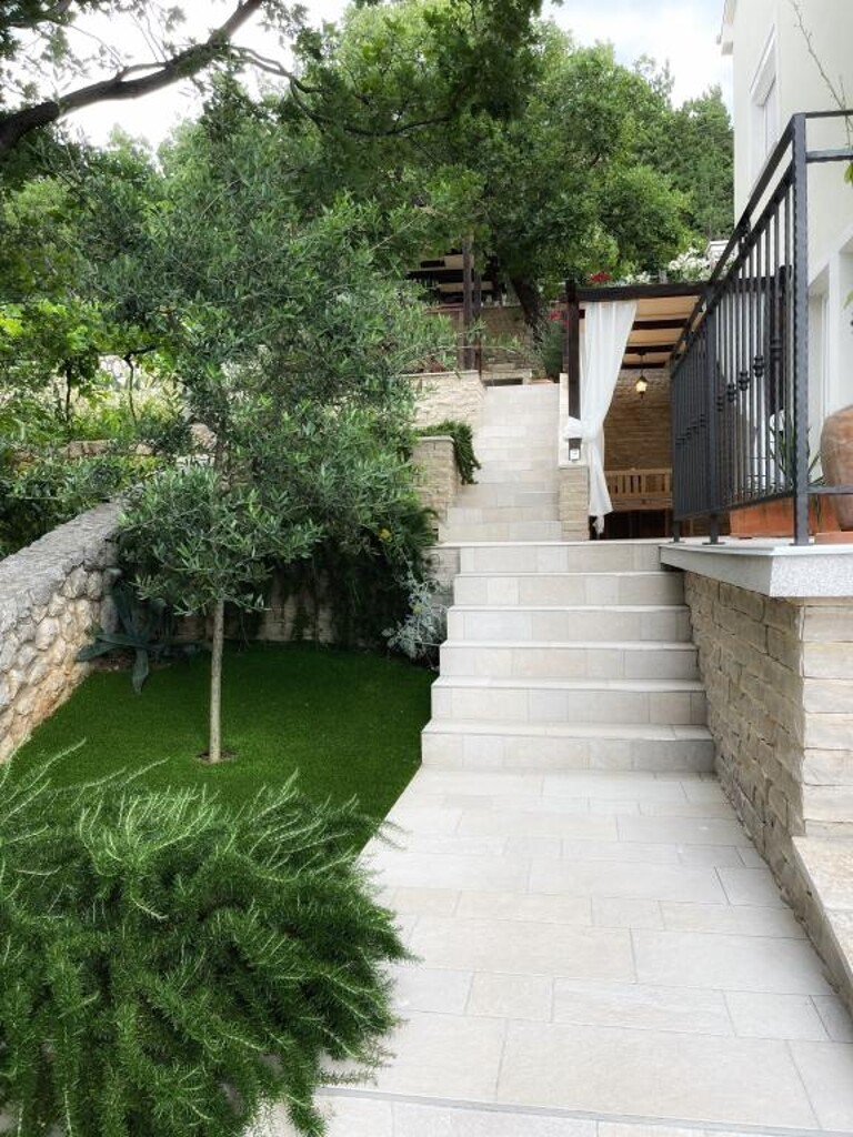 Image 3812460 - 12