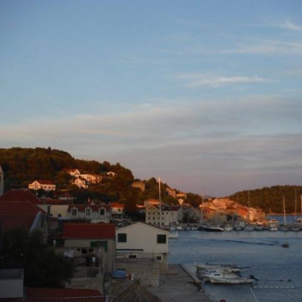 Image 3811915 - 17