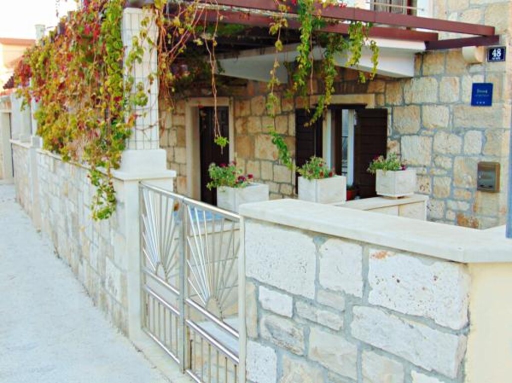 Image 6