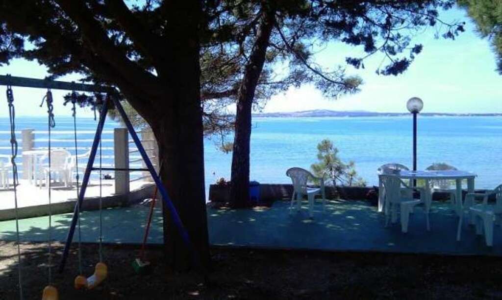 Image 3838612 - 1