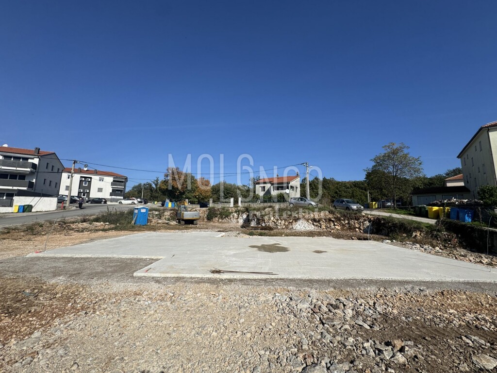 Image 10