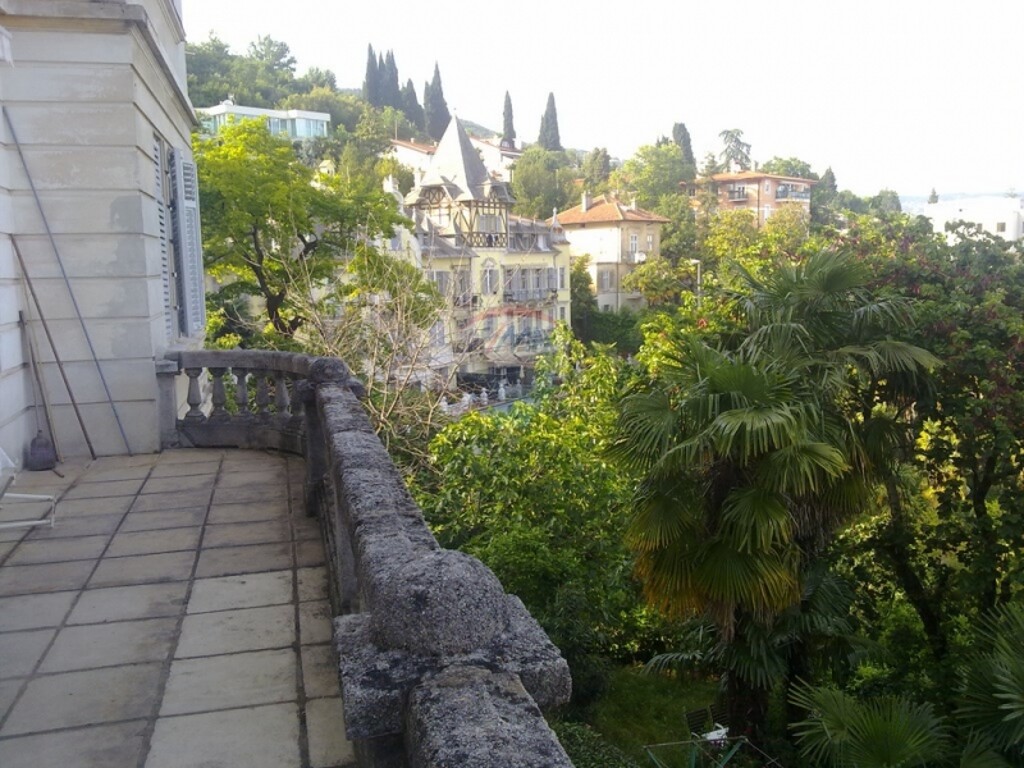 Image 5411033 - 8