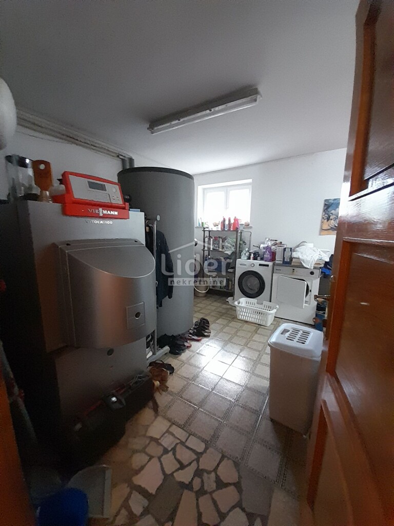 Image 6082432 - 14