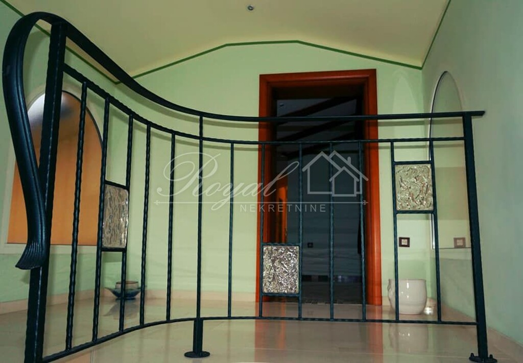 Image 13