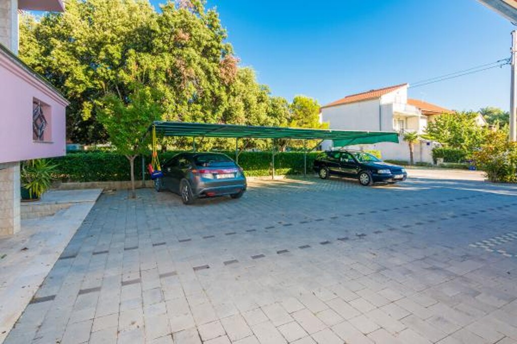 Image 3813651 - 8
