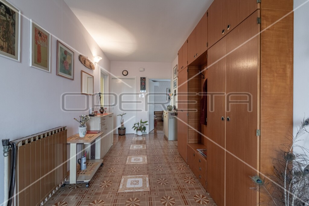 Image 6163099 - 6