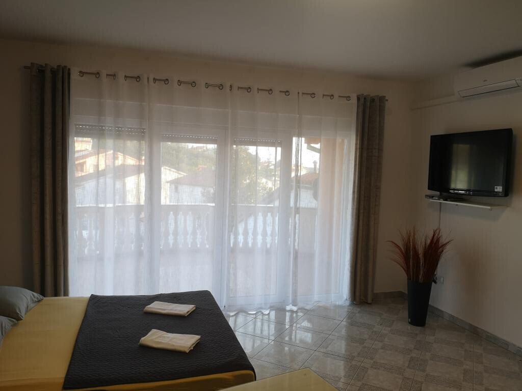 Image 3811768 - 20