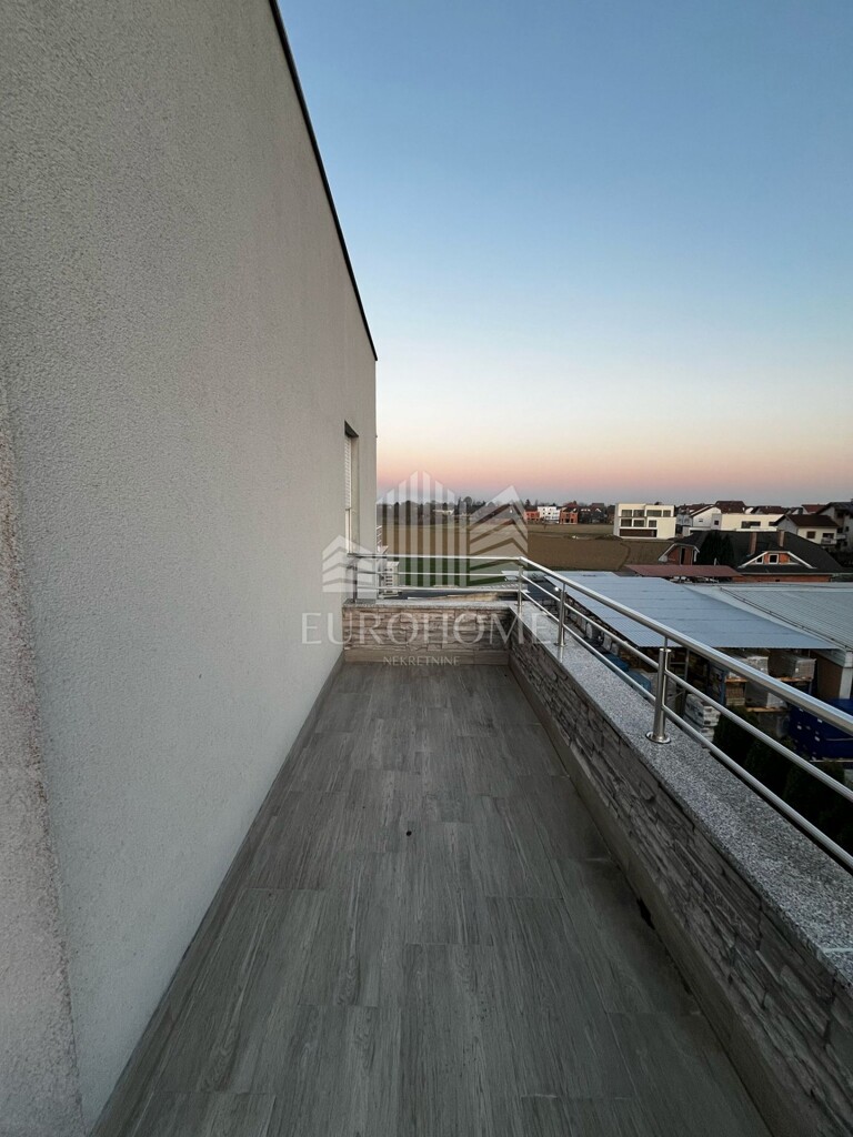 Image 15